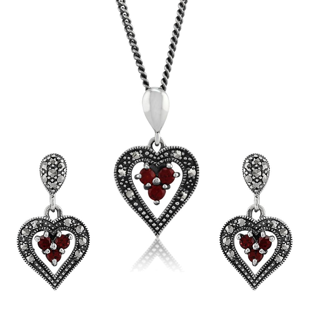 Ciondolo a cuore in stile Art Déco e orecchini pendenti in argento 925 con granato rotondo e marcasite