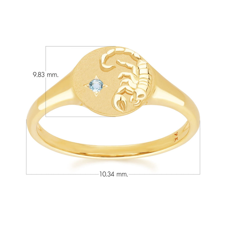 Anello con sigillo dello zodiaco Scorpione in oro giallo da 9 ct con topazio azzurro svizzero