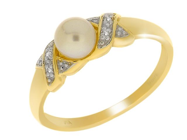 Anello in oro giallo 375 con perla e diamanti