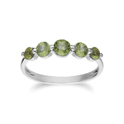 Orecchini con tre pietre e classico anello con cinque pietre. Argento 925 con peridoto