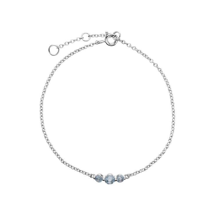 Bracciale in argento sterling con tre pietre di topazio azzurro rotondo sfumato da 19 cm